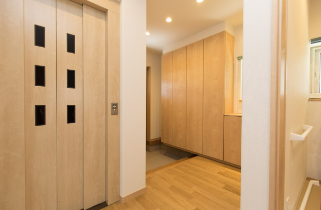 高齢で車椅子の主人が大満足してくれています 本当に建ててよかった 外断熱 外張り断熱 木造 注文住宅 健康住宅 2階建 住み心地感想 193 マツミハウジング